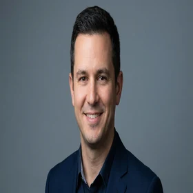 Tobias Becker